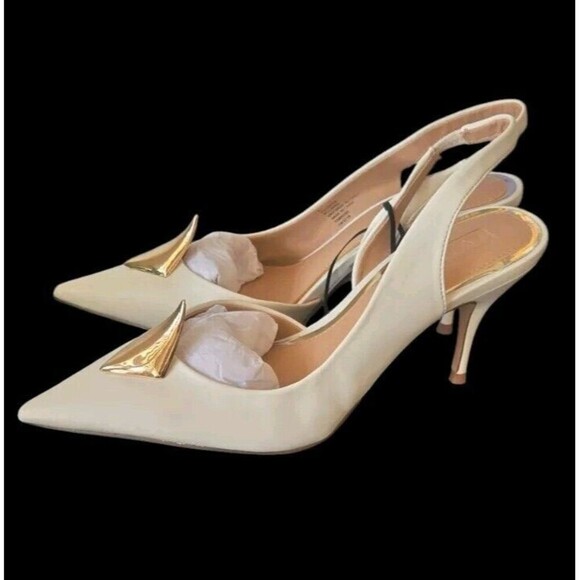 Brian Atwood X Express Sling Back Pumps Women's 9 Cream Gold Faux Leather  NWT - Picture 5 of 9